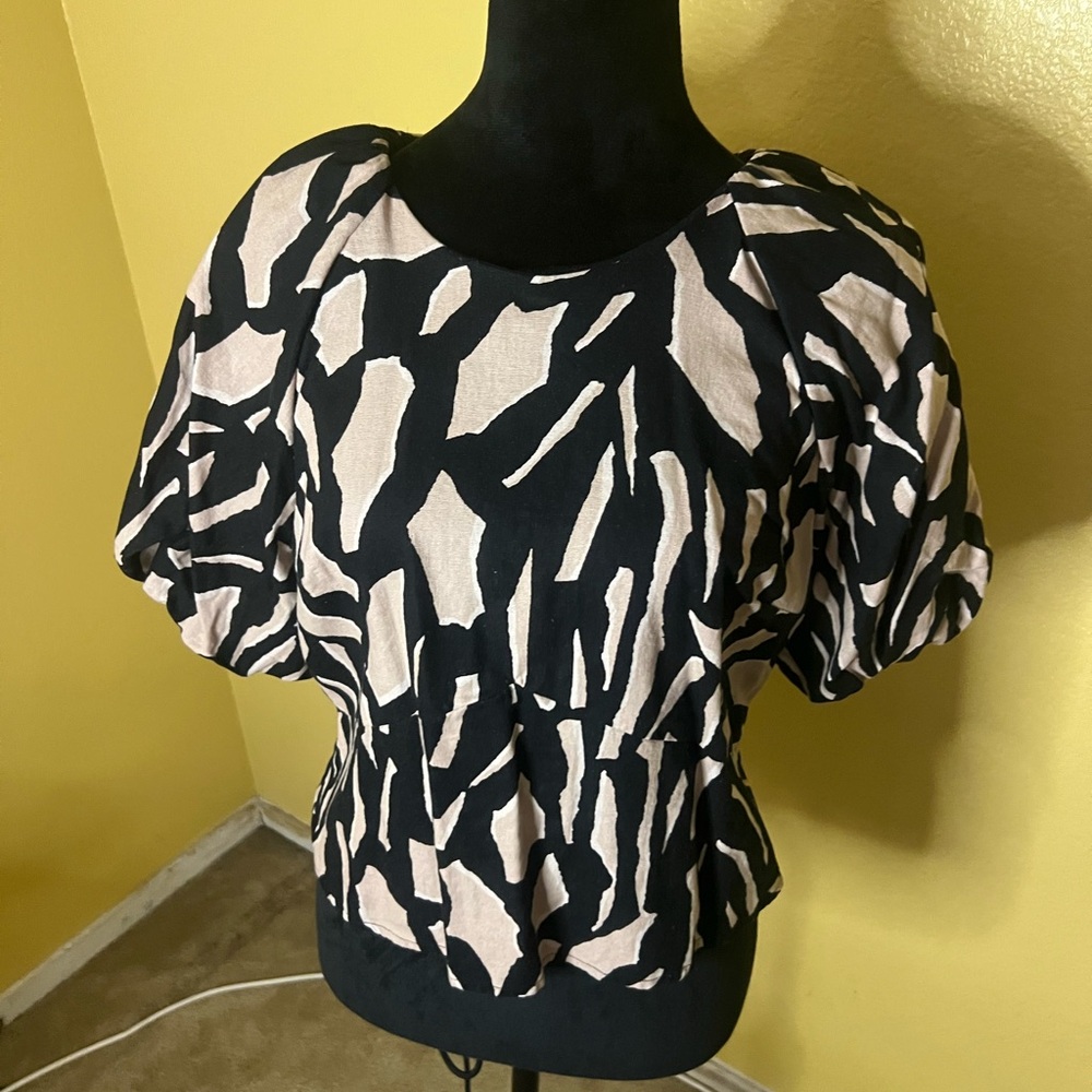 DKNY Black and Blush Abstract Puff Sleeve Blouse